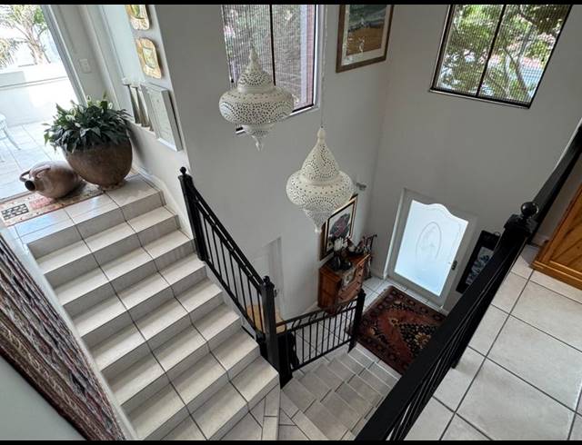 3 BEDROOM HOUSE FOR SALE IN VAN RIEBEECKSHOF